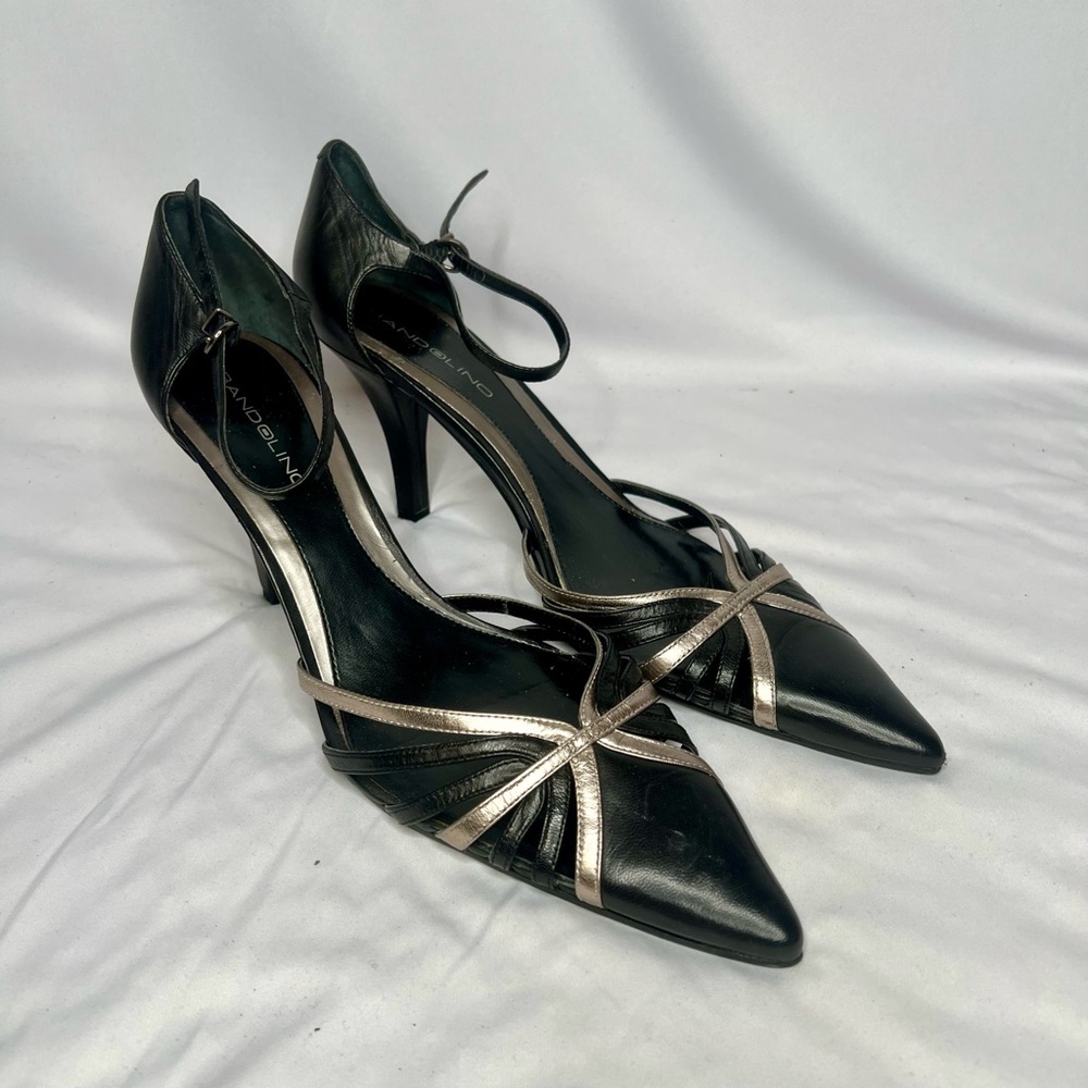 The perfect SATC Kitten Heel!